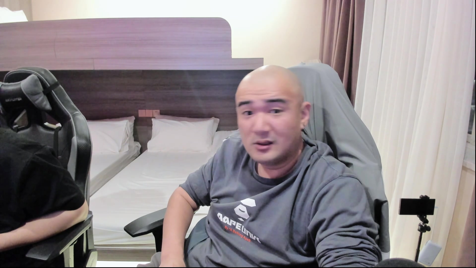 【2025-11-09 17点场】黑欢喜：到达北京！！！【4倍亲密】