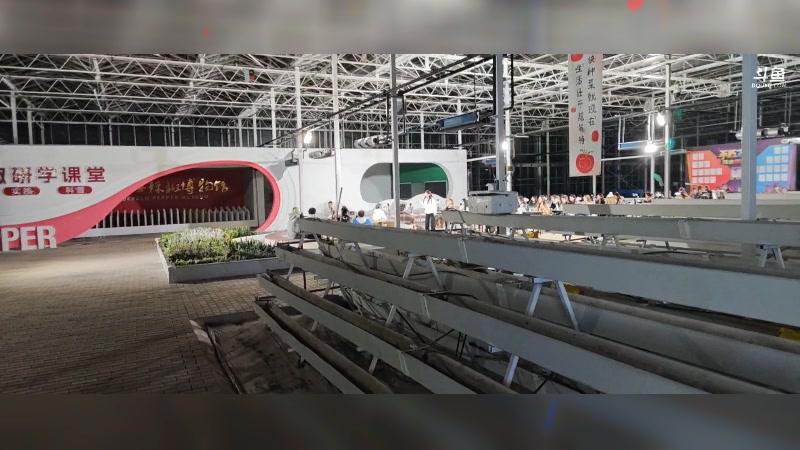 【2025-11-09 19点场】午夜抹抹茶：看看团播有没有厉害的