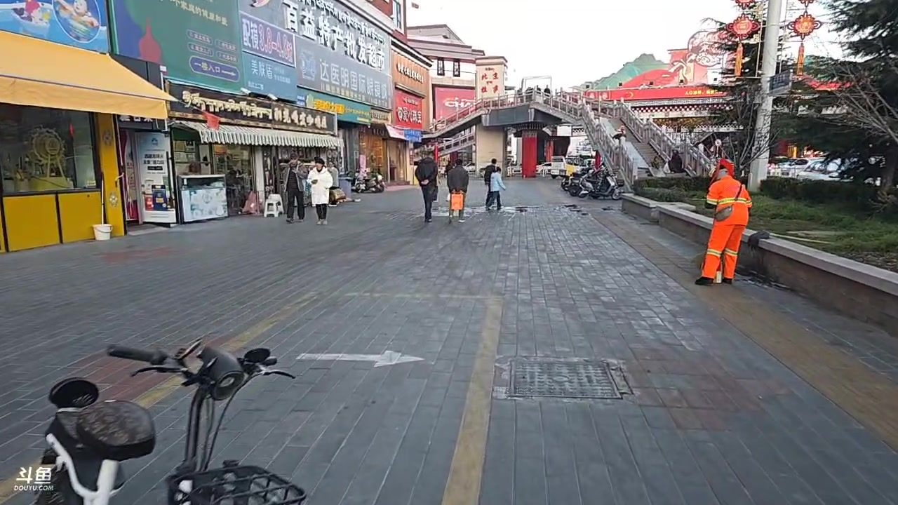 【2025-11-10 18点场】叶子户外：西藏拉萨day1