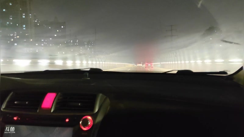 【2025-11-10 21点场】午夜抹抹茶：团播第一天，小茶严选