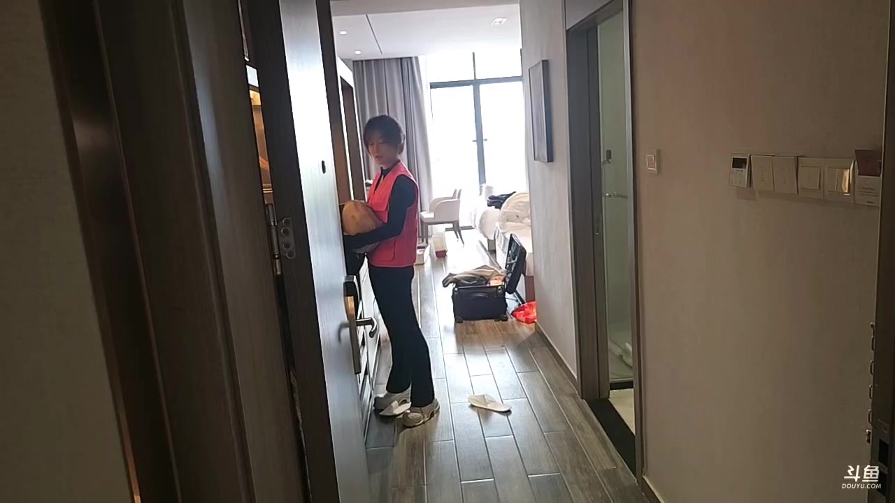 【2025-11-11 13点场】王大谋119：《奶团》直播一来第一个光棍节