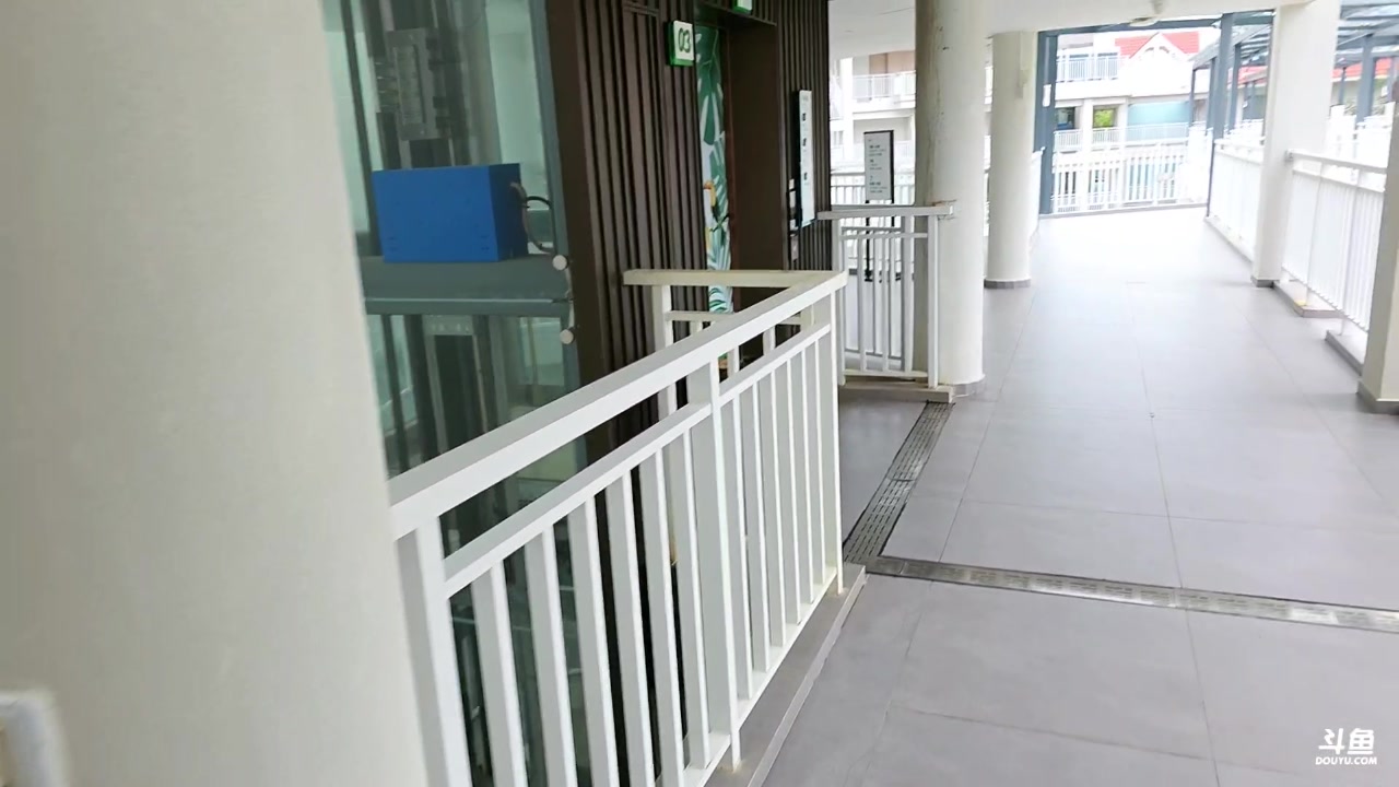 【2025-11-11 14点场】小鱼小鱼吃虾米：休息两天，随缘播…