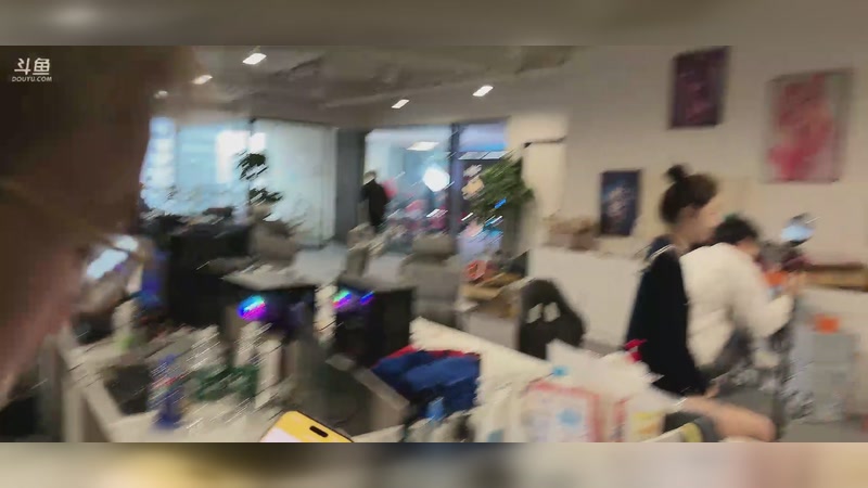 【2025-11-11 完整版】NB丶小皮：4点集合 谁没到？