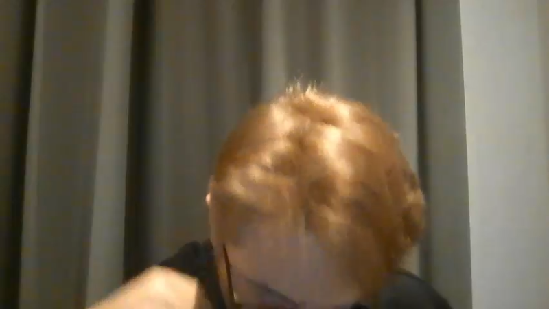 【2025-11-11 19点场】午夜抹抹茶：团播第二天，小茶严选