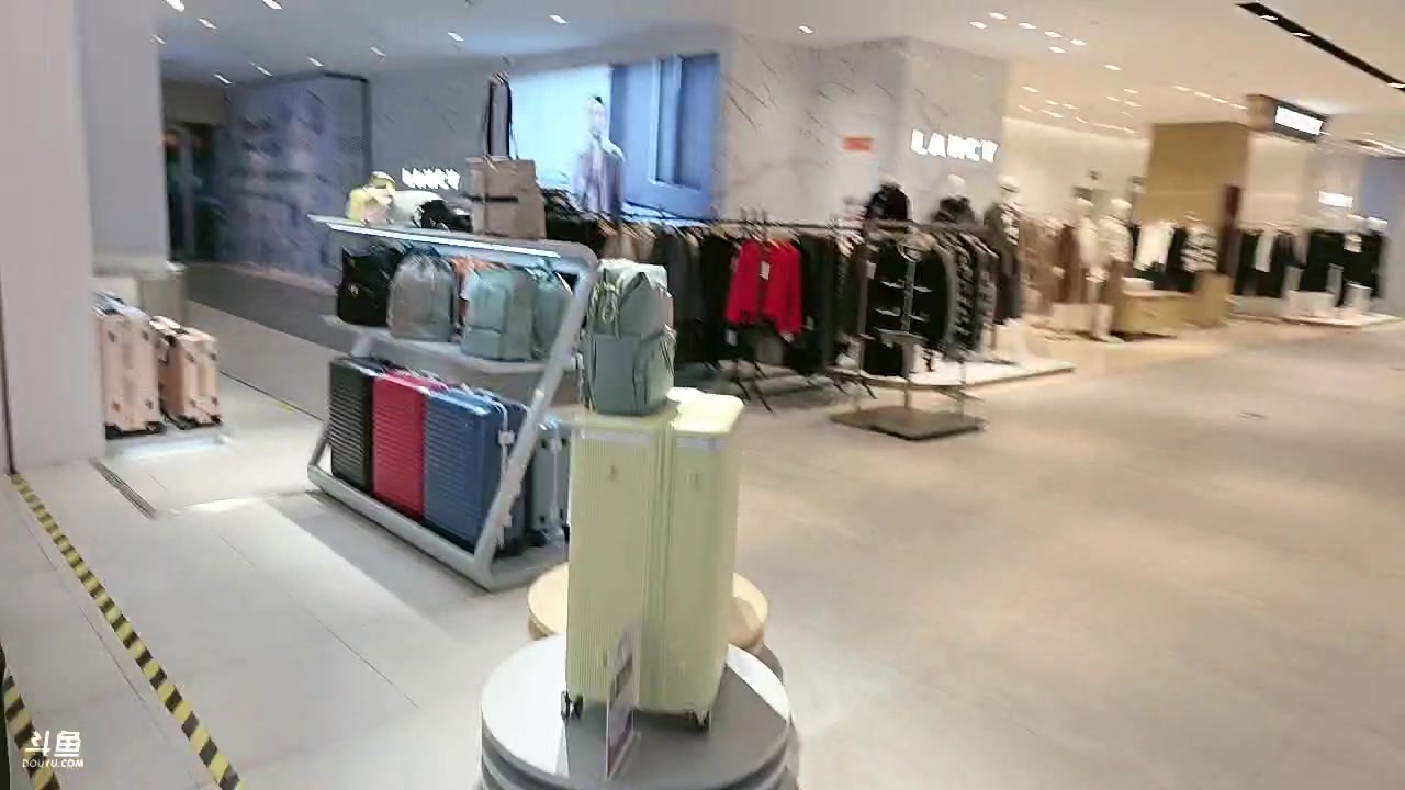 【2025-11-12 21点场】火力堂主：西安到处都是人！