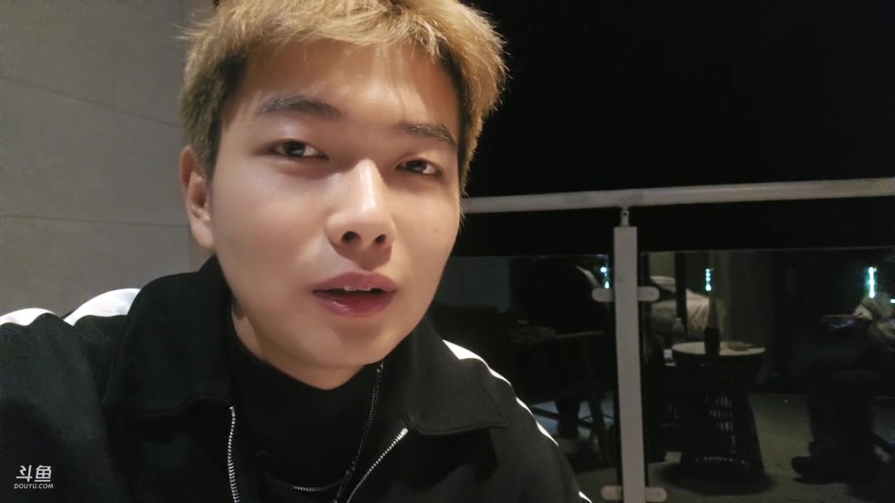 【2025-11-14 19点场】王大谋119：《奶团》见阿飞的第一天