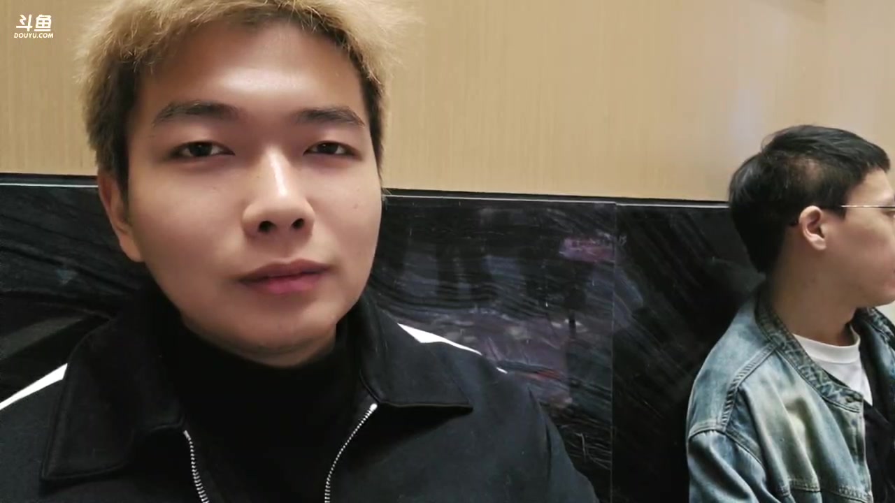 【2025-11-15 19点场】王大谋119：《奶团》见阿飞的第一天