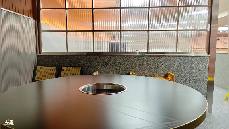 【2025-11-15 02点场】午夜抹抹茶：团播第五天，蛤蟆落地