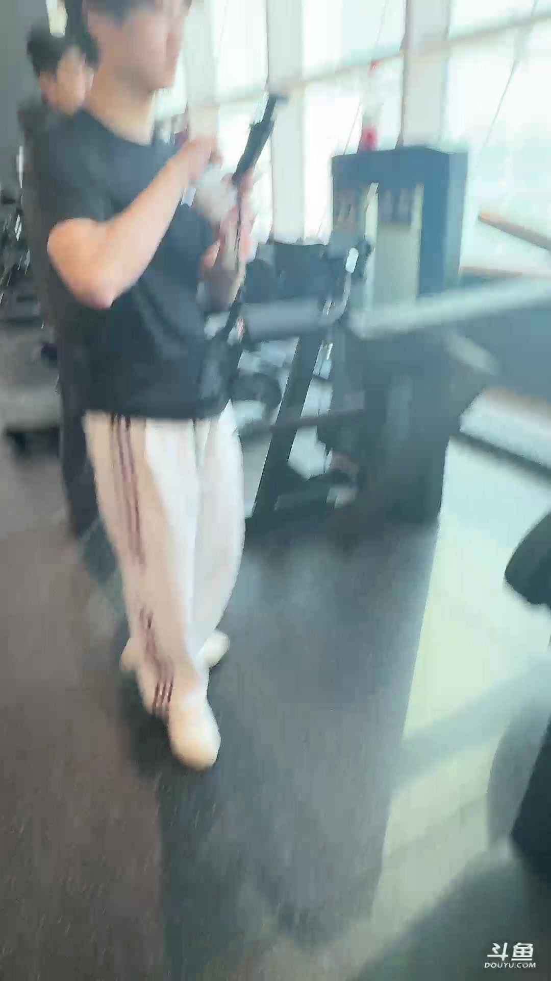 【2025-11-16 11点场】一口三明治3Mz：过生日跟大伙吃个饭聊聊天