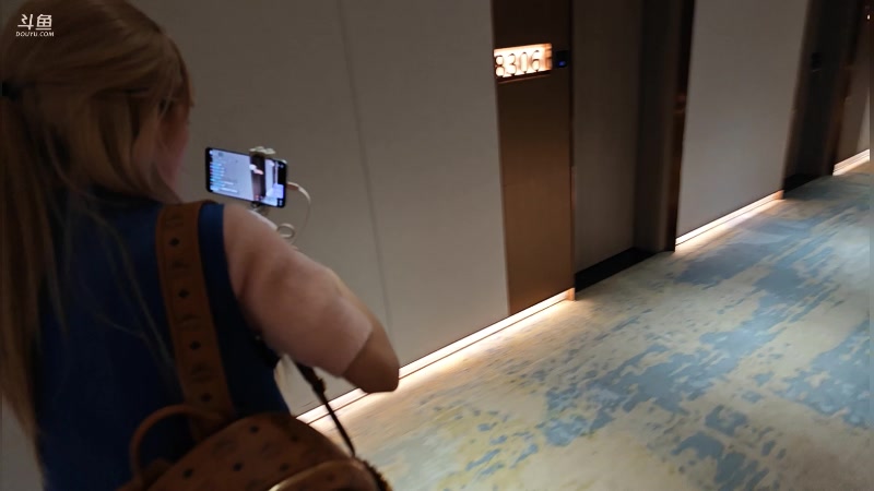 【2025-11-16 00点场】霸气虚幻哥1991：去户外了！73965