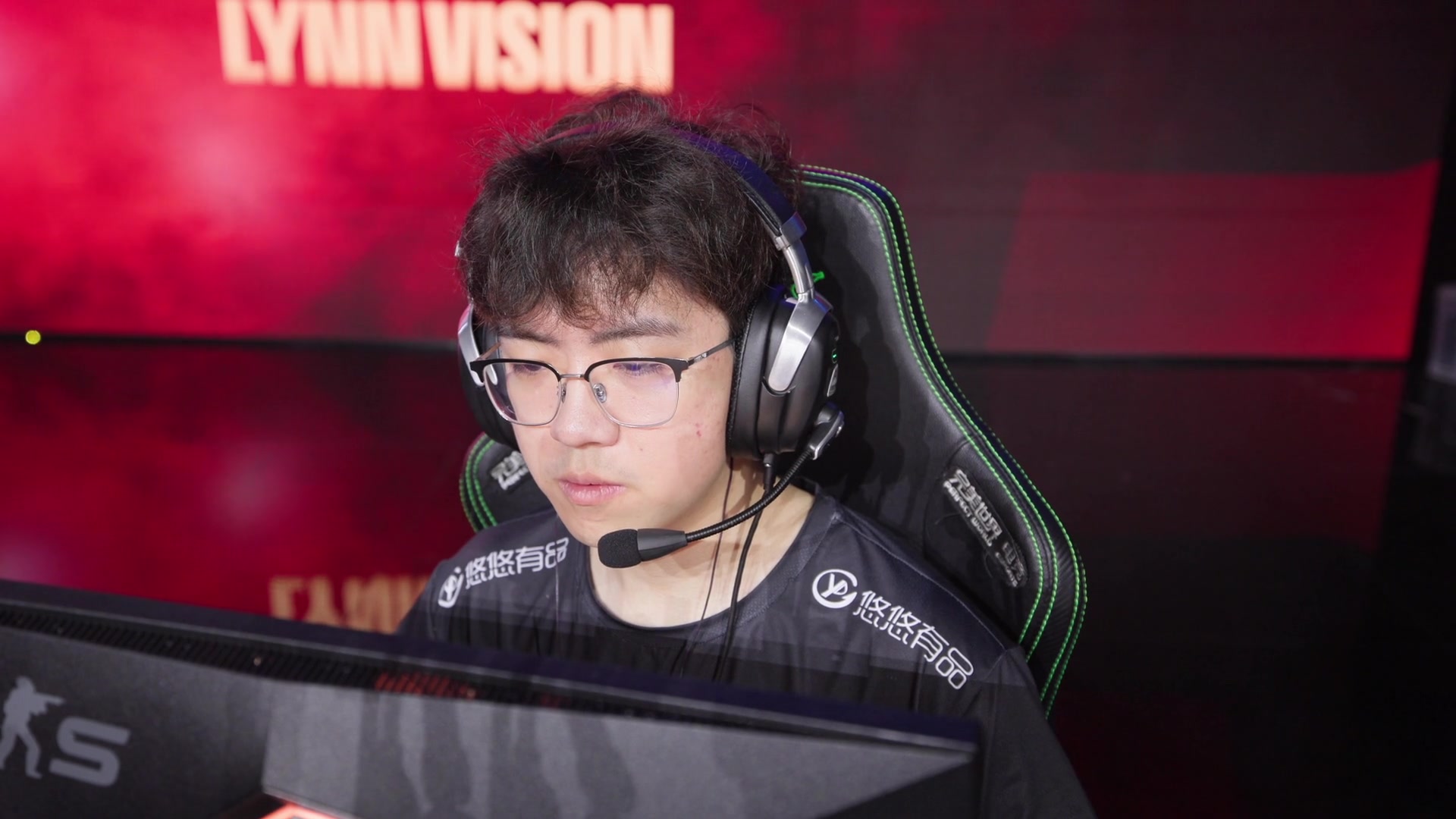 【2025-11-16 13点场】完美世界电竞频道：【直播】PWC-S2八强正赛