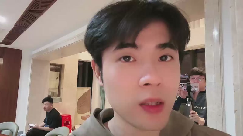 【2025-11-17 完整版】冲酱ccc：好事番倍，柿柿顺意！