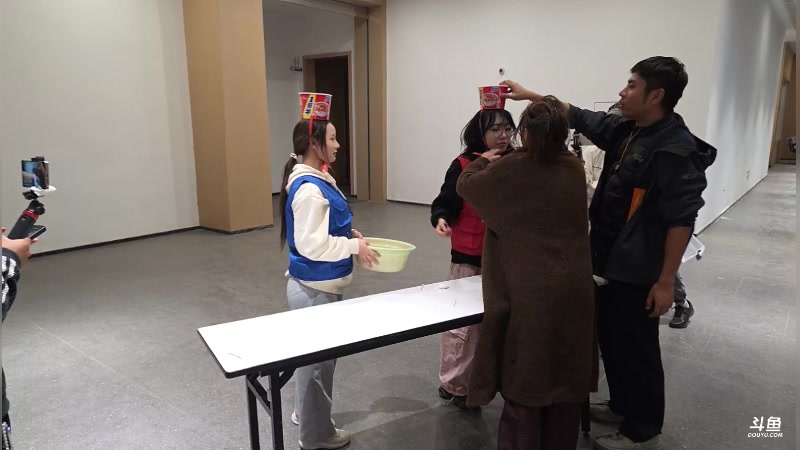 【2025-11-16 21点场】叫我老陈就好了：来这里开心就好 74960