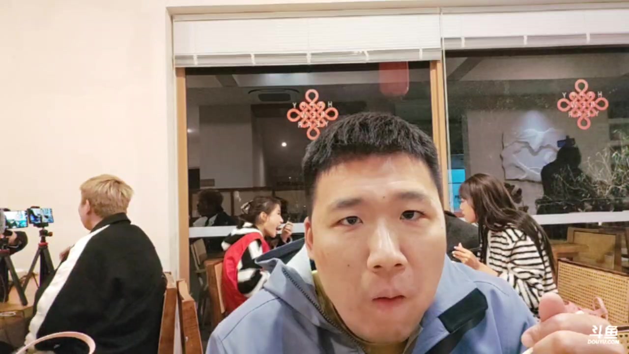 【2025-11-17 18点场】霸气虚幻哥1991：帐篷来咯！73965