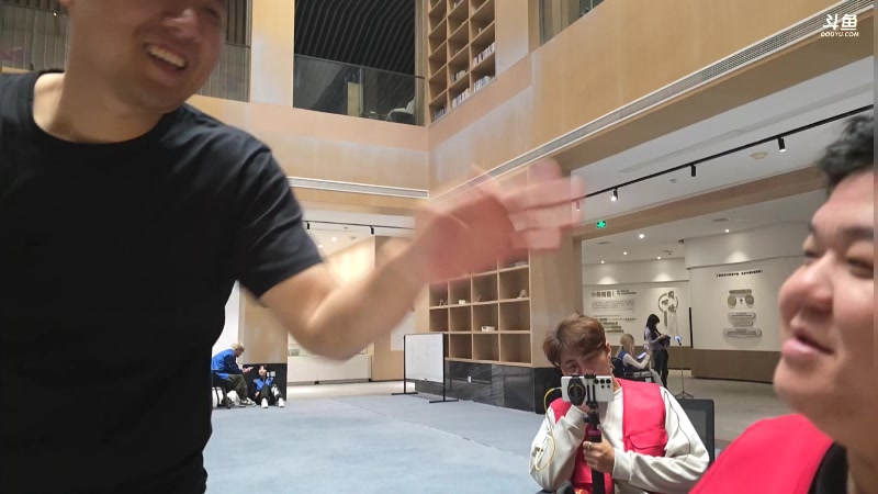 【2025-11-16 23点场】叫我老陈就好了：来这里开心就好 74960