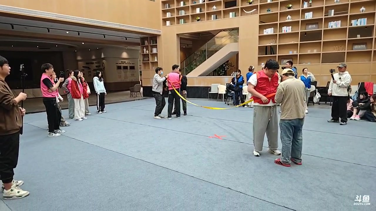 【2025-11-17 14点场】午夜抹抹茶：团播正式day3,铁人十项