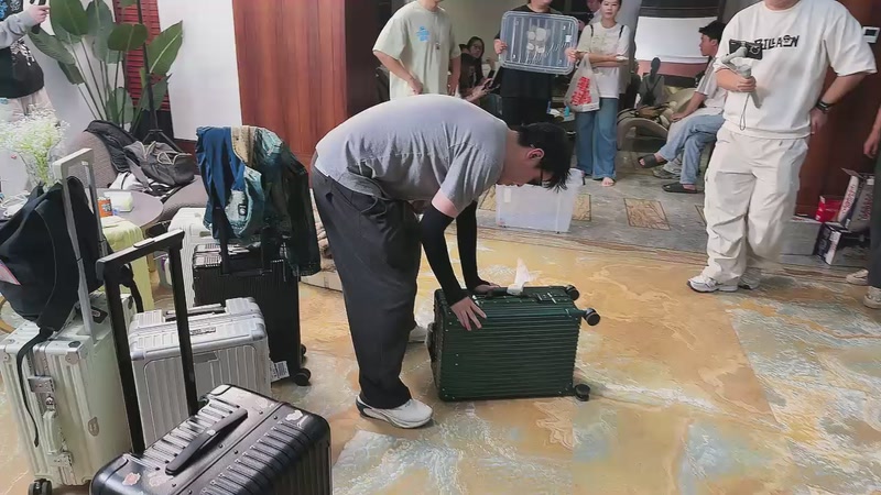 【2025-11-17 完整版】冲酱ccc：好事番倍，柿柿顺意！