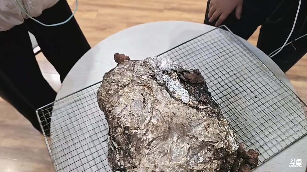 【2025-11-17 19点场】叶子户外：12580团播（成都站）s4