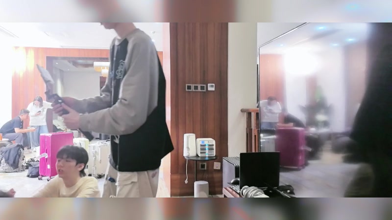 【2025-11-17 20点场】DL丶拖米：男人最加分的项目是身高！！