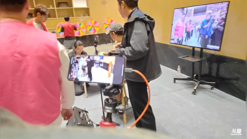 【2025-11-17 00点场】午夜抹抹茶：团播正式day2,大飞午无敌