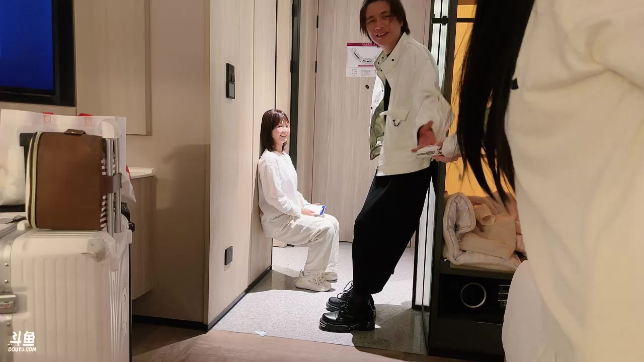 【2025-11-17 23点场】菜到极致小兰摧：【钻石双倍】和平集市夺宝活动开启！！