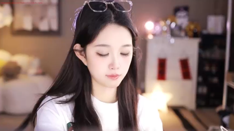 【2025-11-18 18点场】小肉球阿：爱笑的女孩运气不会差~