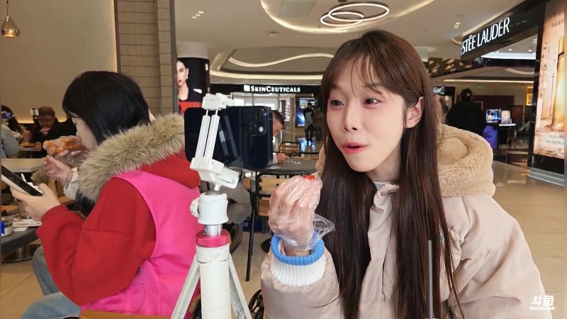 【2025-11-18 13点场】谢彬DD：喂,在吗?进来看Show了.