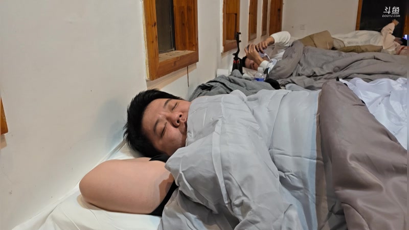 【2025-11-19 05点场】叫我老陈就好了：来这里开心就好 74960