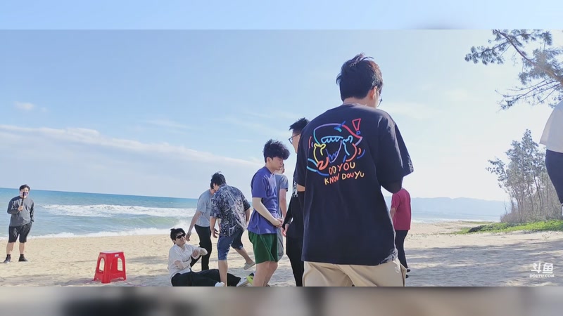 【2025-11-19 14点场】VG丶762：三亚咯！！