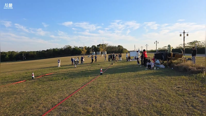 【2025-11-19 16点场】叫我老陈就好了：来这里开心就好 74960