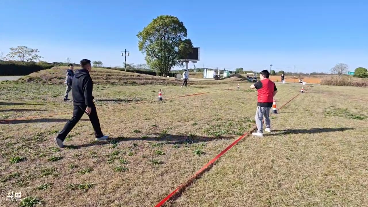 【2025-11-19 14点场】霸气虚幻哥1991：帐篷来咯！73965