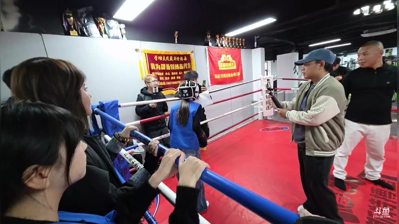 【2025-11-18 16点场】三酒OuO:风吹哪页读哪页 2421040