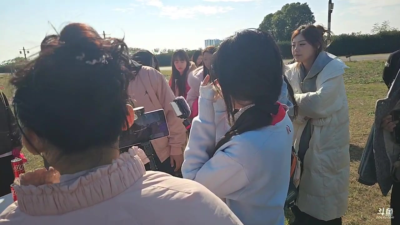 【2025-11-20 13点场】王大谋119：《奶团》和阿飞亲吻的第二天