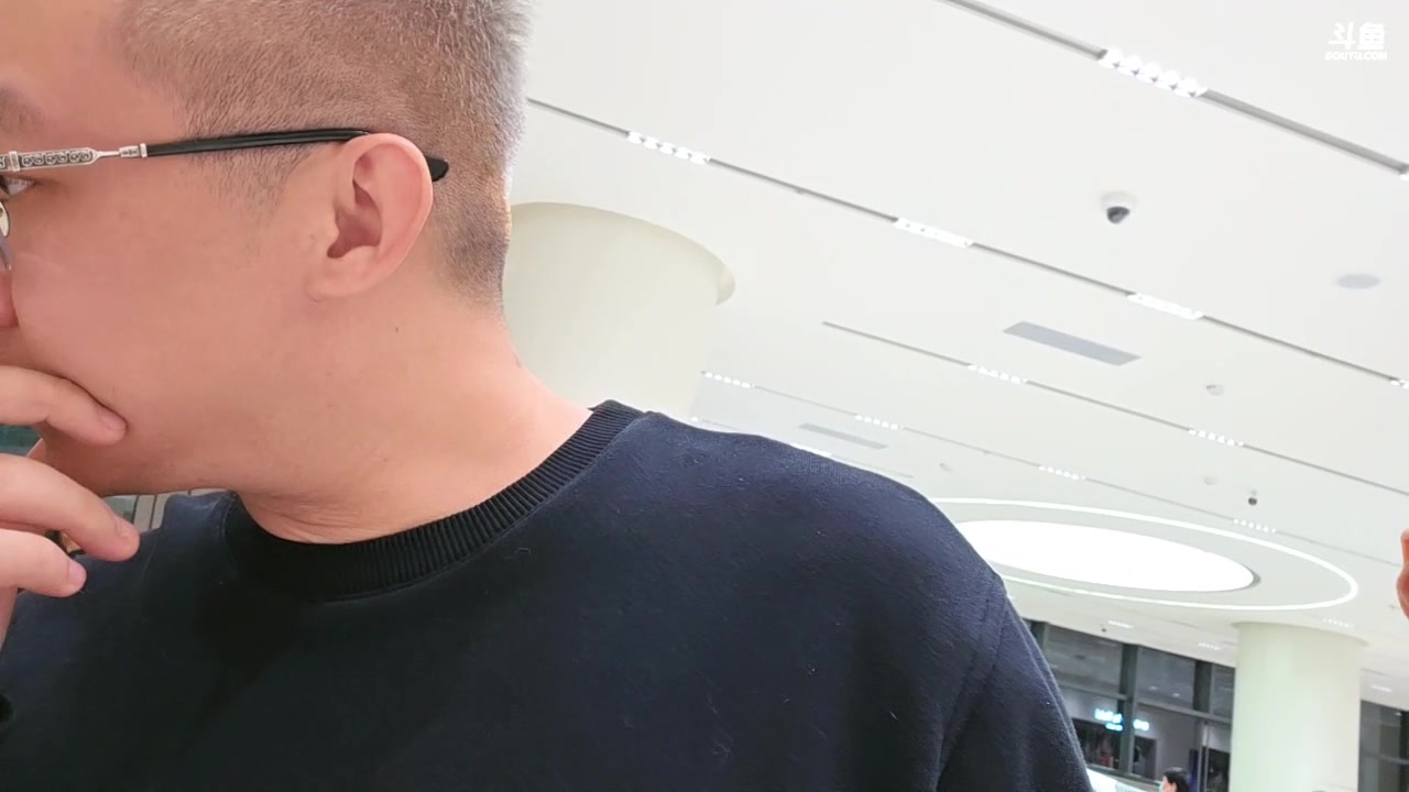 【2025-11-20 18点场】小鱼小鱼吃虾米：好好直播 努力工作