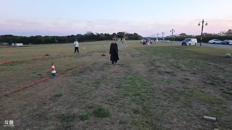 【2025-11-19 17点场】三酒OuO:风吹哪页读哪页 2421040