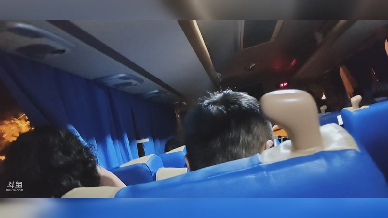 【2025-11-21 完整版】隐者丶丶：【小蜜蜂】马场丛林法则