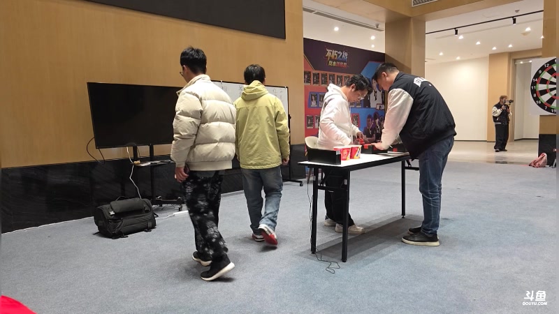 【2025-11-20 22点场】叫我老陈就好了：来这里开心就好 74960