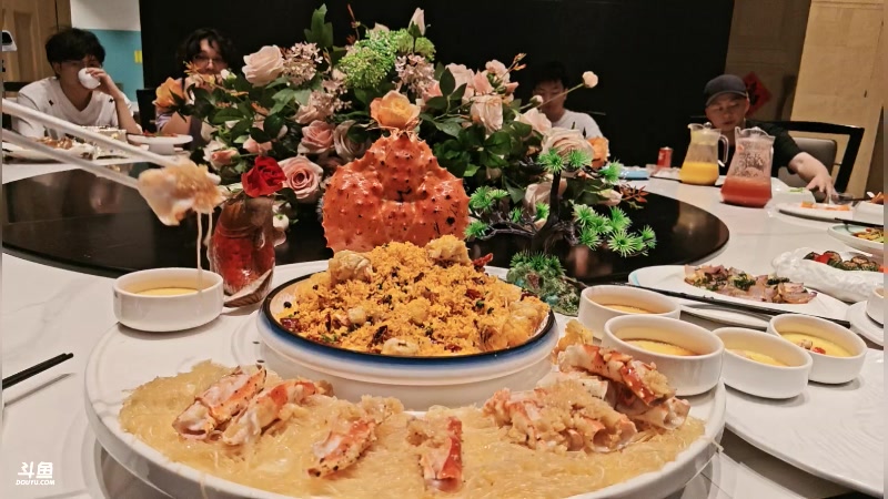 【2025-11-21 20点场】DL丶拖米：男人最加分的项目是身高！！