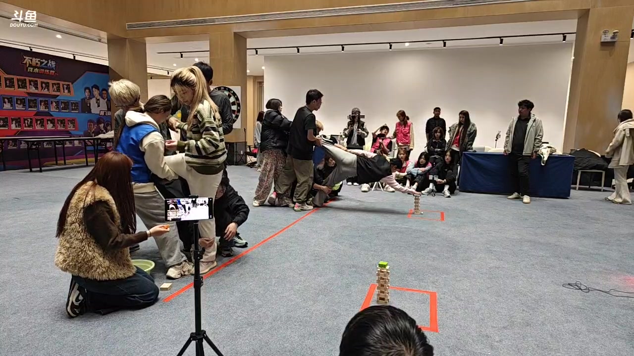 【2025-11-21 20点场】霸气虚幻哥1991：蝴蝶加身！73965