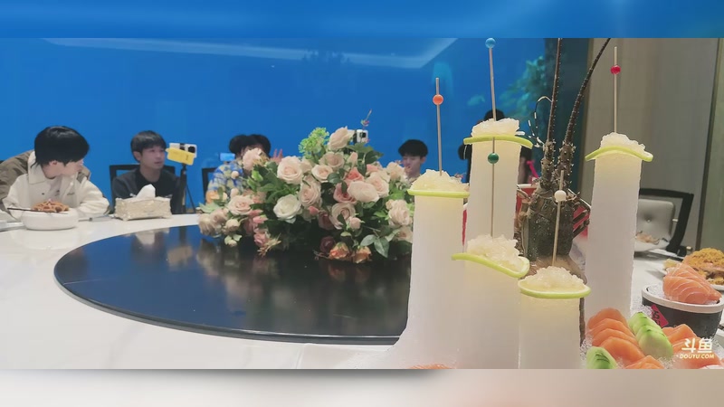 【2025-11-21 完整版】Ziyuii：今天三亚户外小游戏