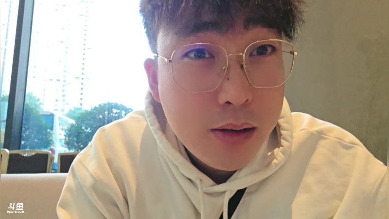 【2025-11-22 15点场】一条小团团OvO：晚上7点成团游轮