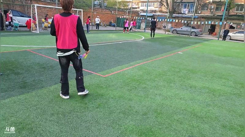 【2025-11-22 15点场】谢彬DD：喂,在吗?进来看Show了.