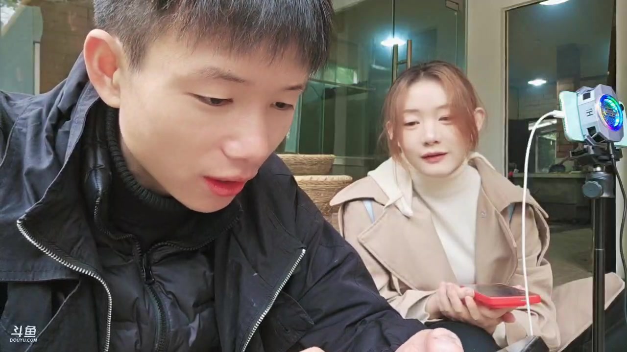 【2025-11-22 12点场】叶子户外：12580团播（成都站）s4