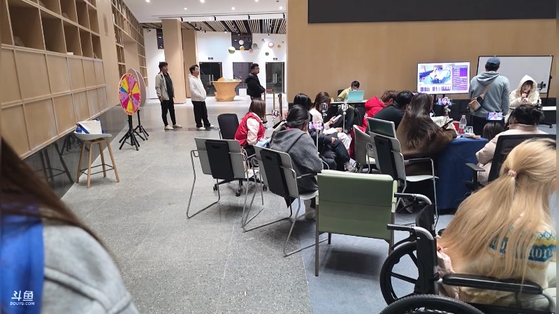 【2025-11-20 23点场】三酒OuO:风吹哪页读哪页 2421040