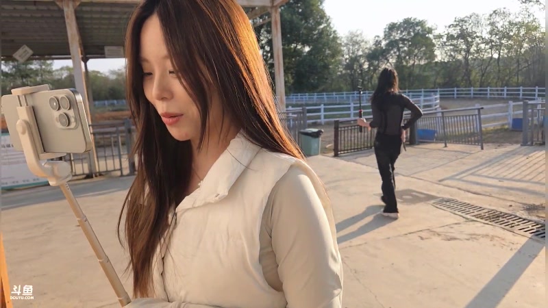 【2025-11-21 16点场】三酒OuO:风吹哪页读哪页 2421040