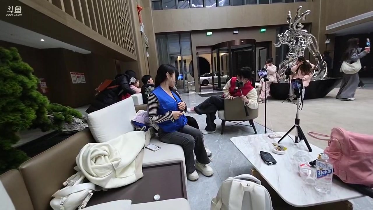 【2025-11-20 19点场】三酒OuO:风吹哪页读哪页 2421040