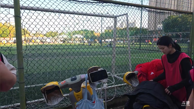 【2025-11-22 15点场】叫我老陈就好了：来这里开心就好 74960