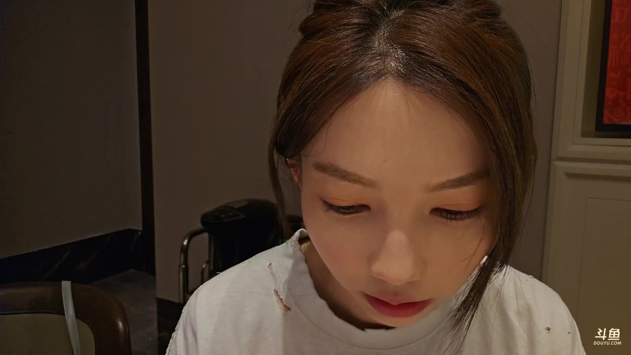 【2025-11-23 完整版】午夜抹抹茶：太子占据直播间9652630