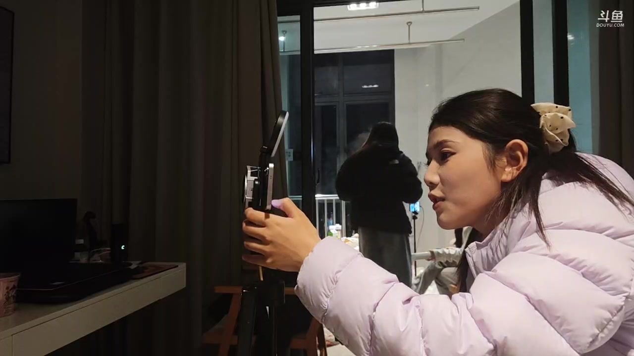 【2025-11-24 完整版】午夜抹抹茶：团播倒数第三天，且看且珍惜