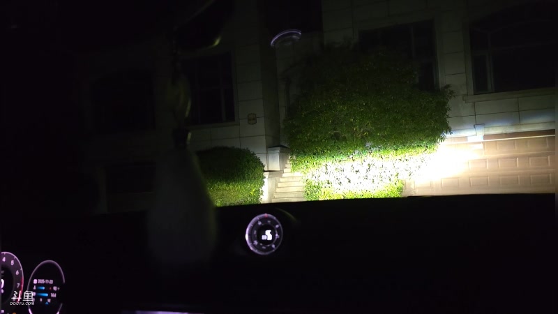 【2025-11-23 23点场】霸气虚幻哥1991：蝴蝶加身！73965